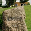 Der Gründungsstein – Nonsfeld seit 1799